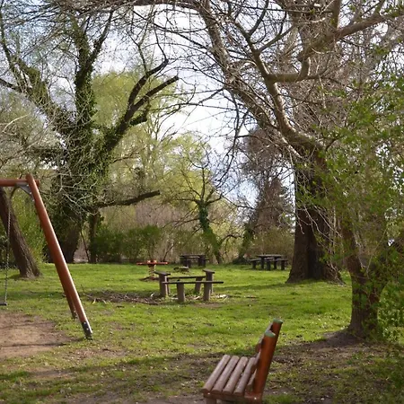 דירה Suenfeszek Vendeghaz *