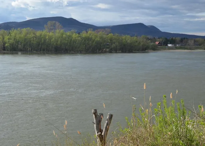 Apartment Suenfeszek Vendeghaz