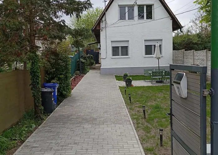 Apartament Suenfeszek Vendeghaz